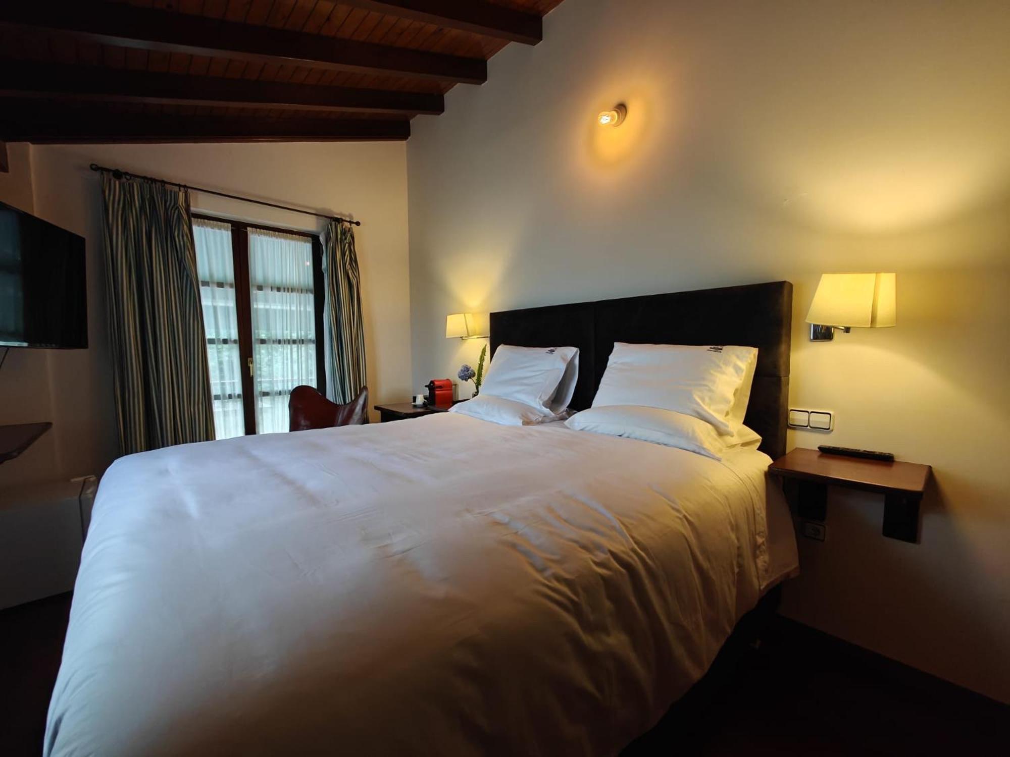 Hotel Restaurante Cabo Vidio Ovinana  Екстер'єр фото